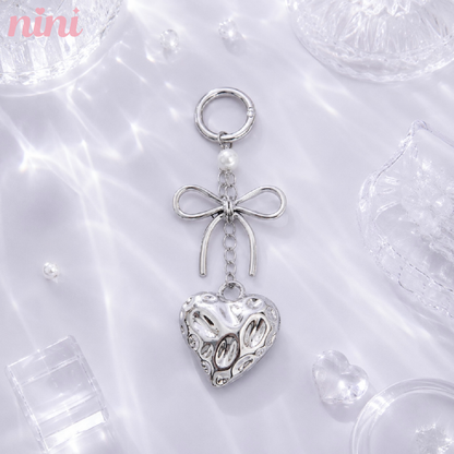 Glossy Metal Heart