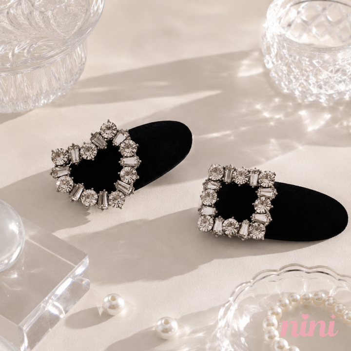 Noir Bijou Clip